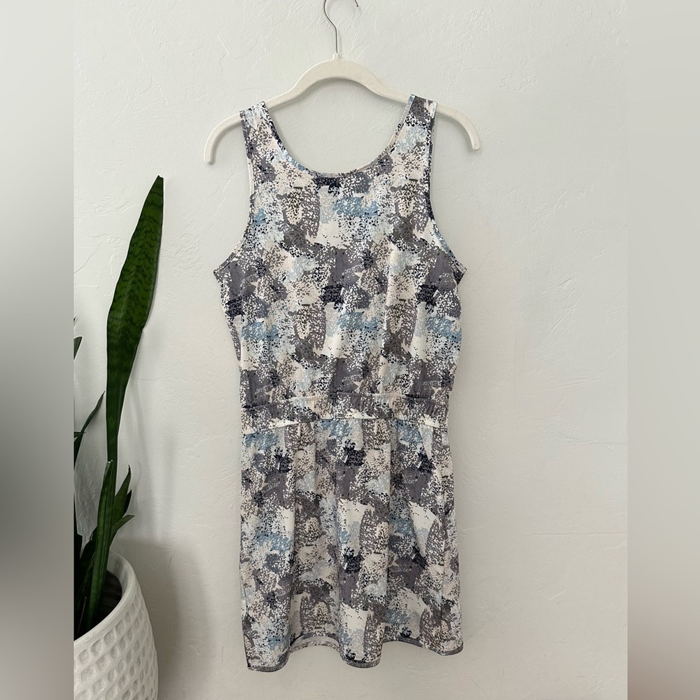 Active Dress - Picture 3 of 4